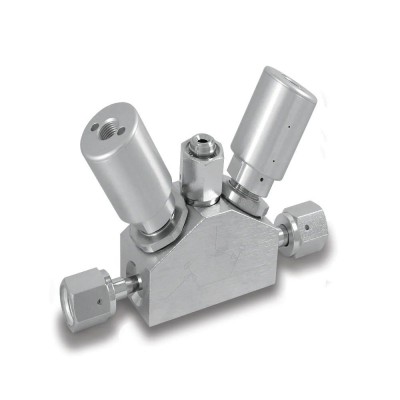 UHP Stainless Steel Diaphragm Valve - High Flow Manifold - 930Y Series UHP Stainless Steel Diaphragm Valve - High Flow Manifold - 930Y Series